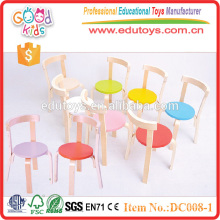 2015 cadeiras de crianças de madeira de cor vermelha de design único ajustável. Móveis pré-escolares à venda